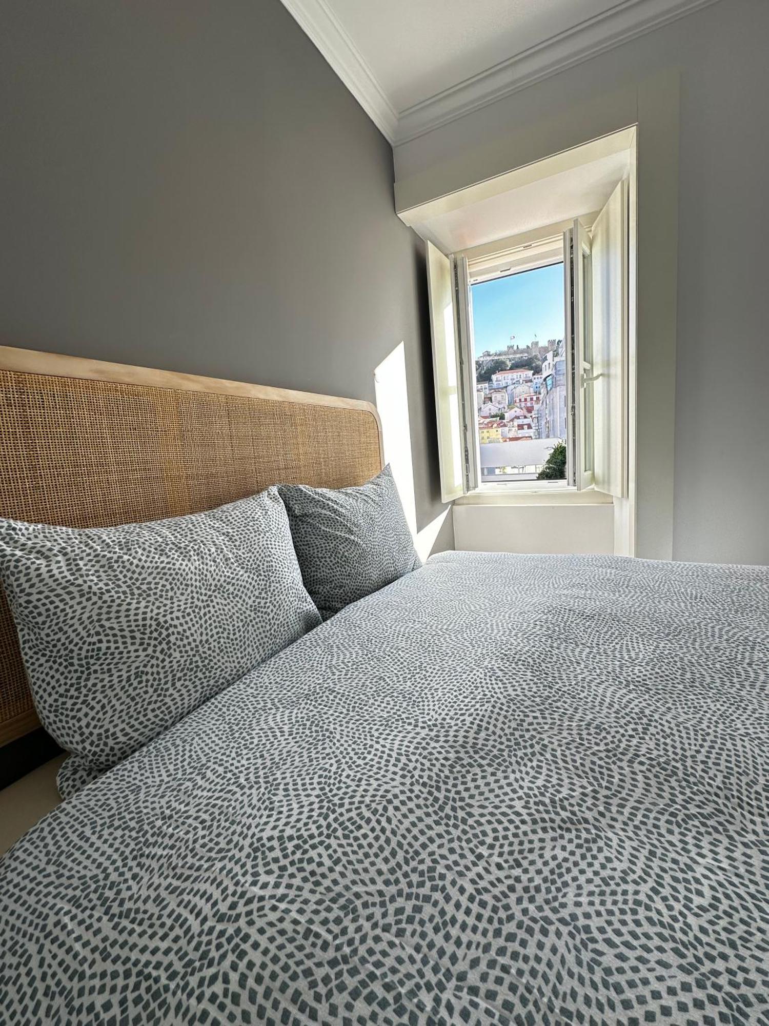 Castle View Suites Лиссабон Экстерьер фото